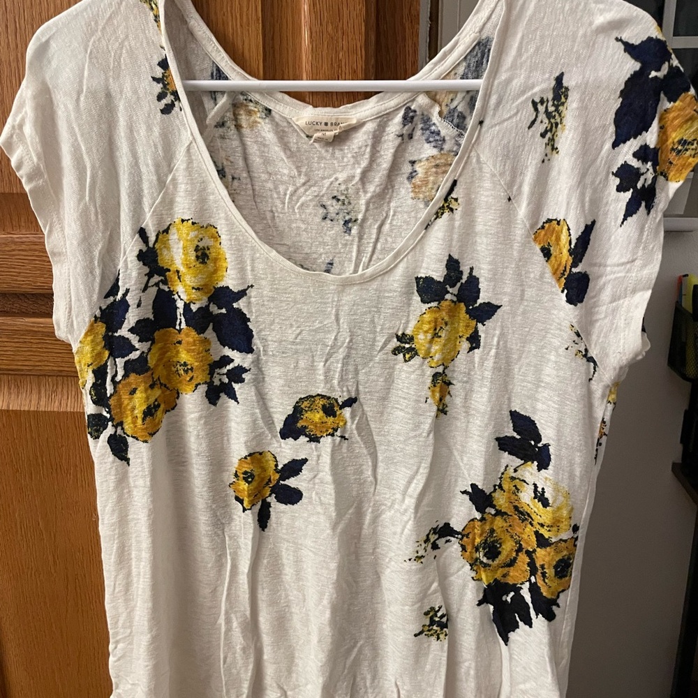Lucky brand top